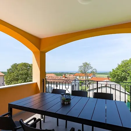 Apartament House Anna